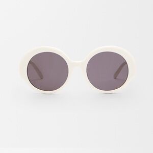 New! Loewe White Ivory Round Sunglasses 🕶️